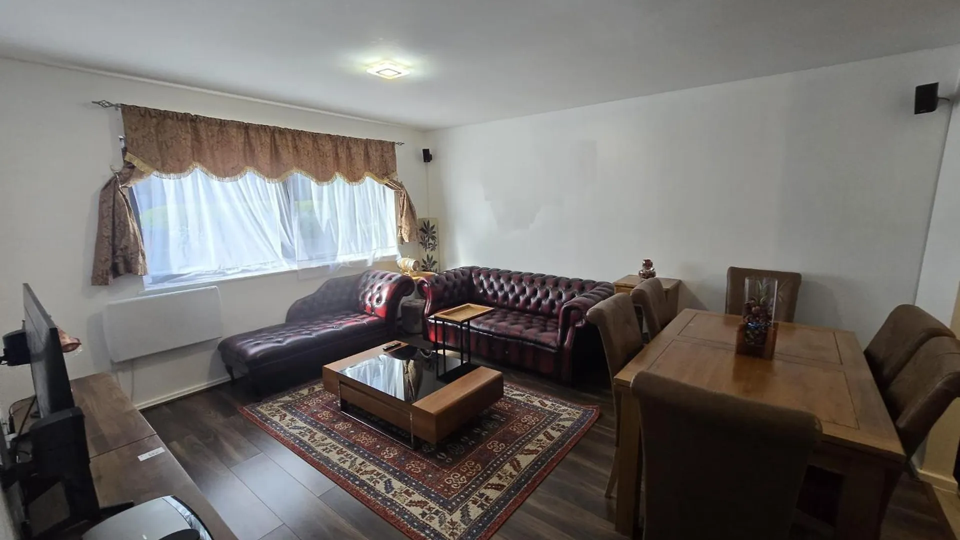 Modern 2-Bedroom London Bridge